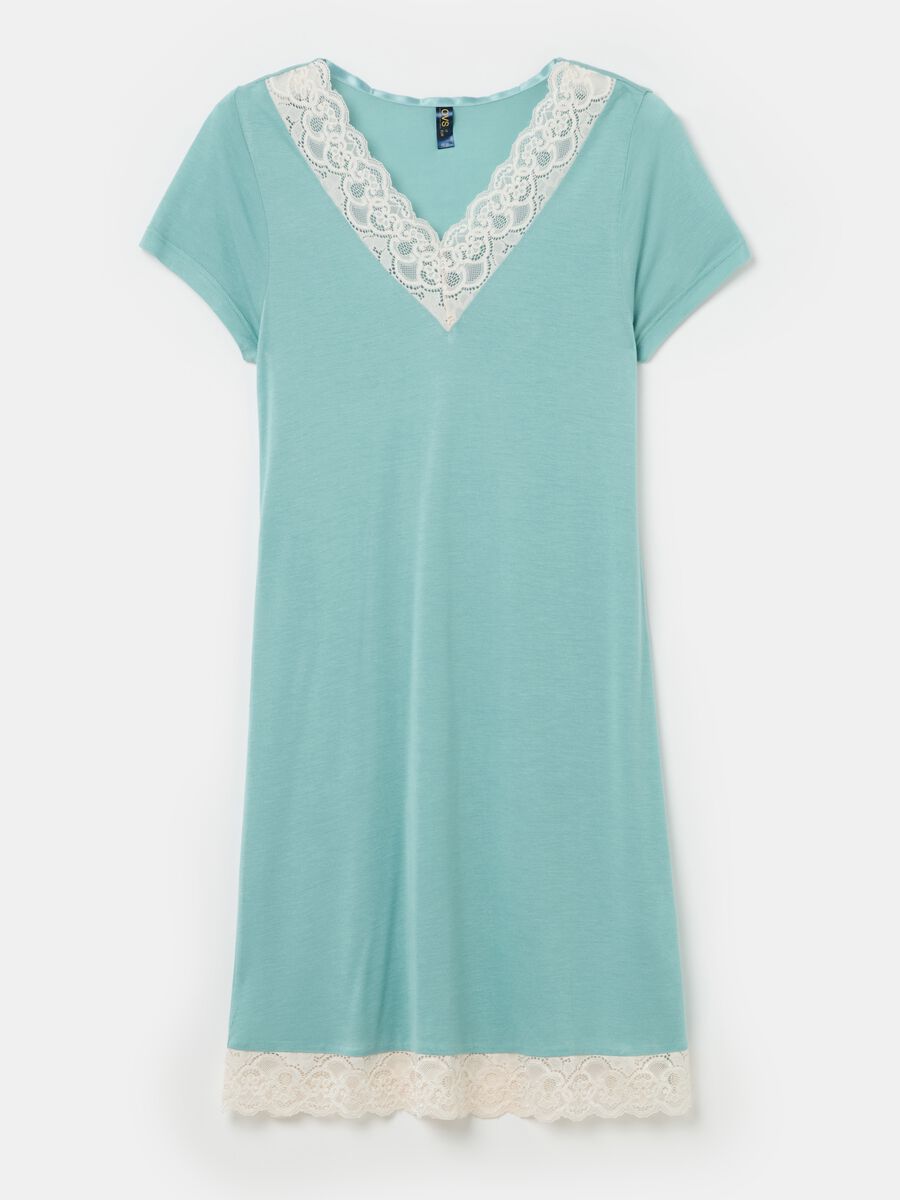 Nightdress with short lace sleeves_4
