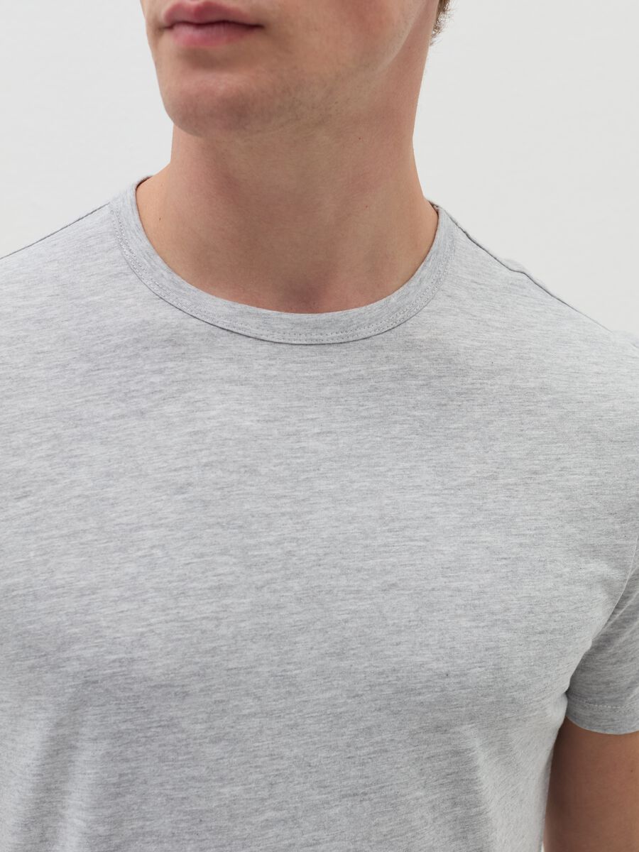 Two-pack undershirts with round neck in jersey_3