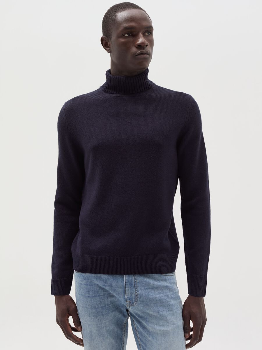 Pullover with high neck_1