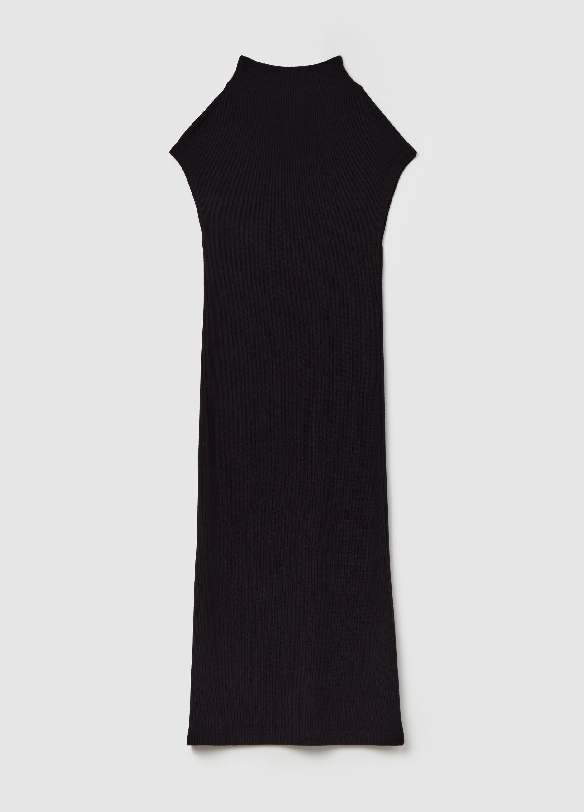 Contemporary long sleeveless dress