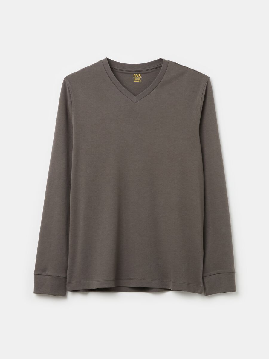 Long-sleeved T-shirt with V neck_4