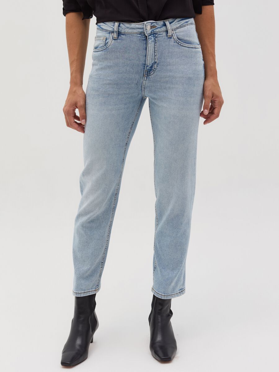 Straight-fit stretch jeans with five pockets_1