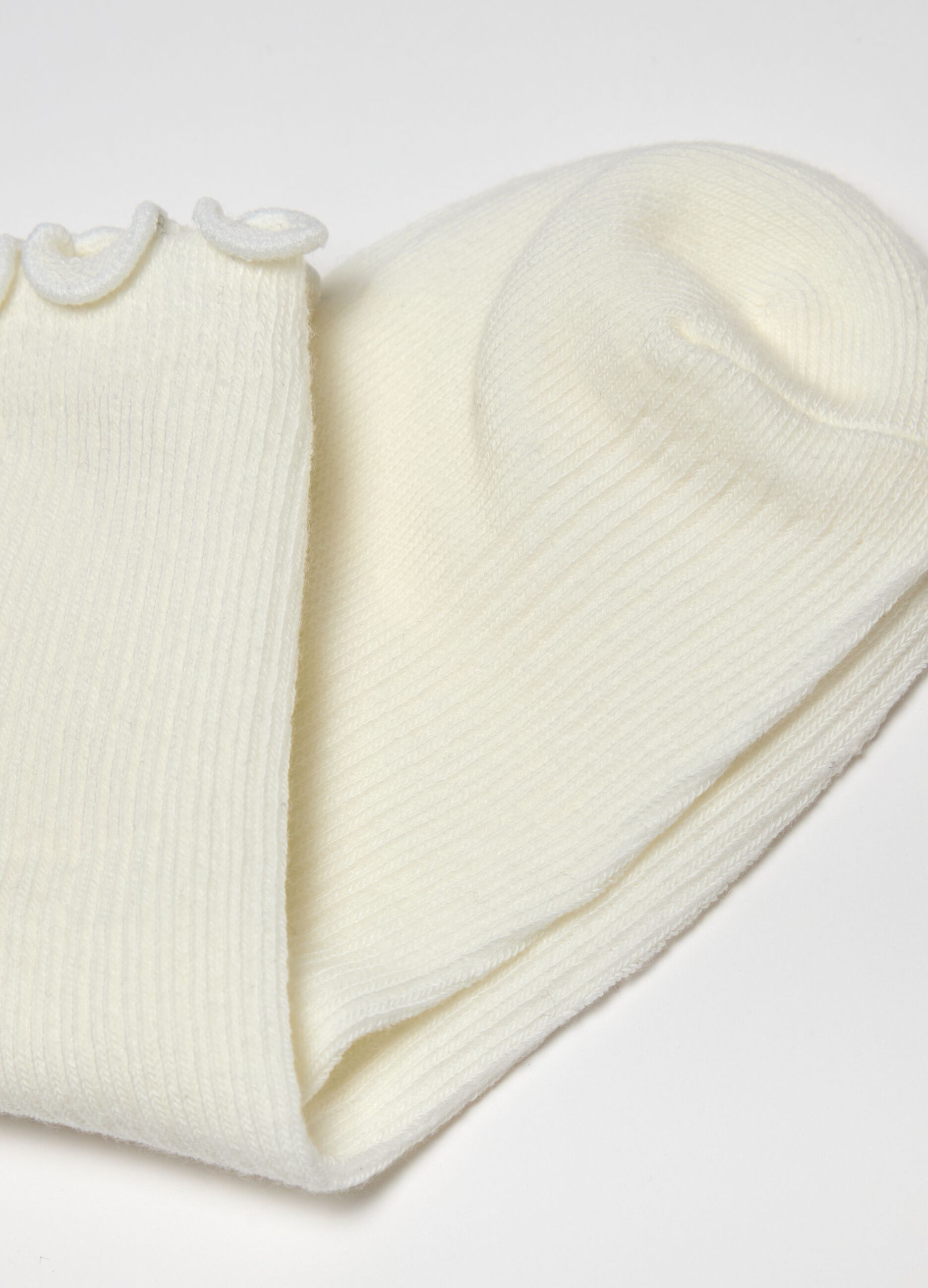 Three-pair pack short stretch ribbed socks