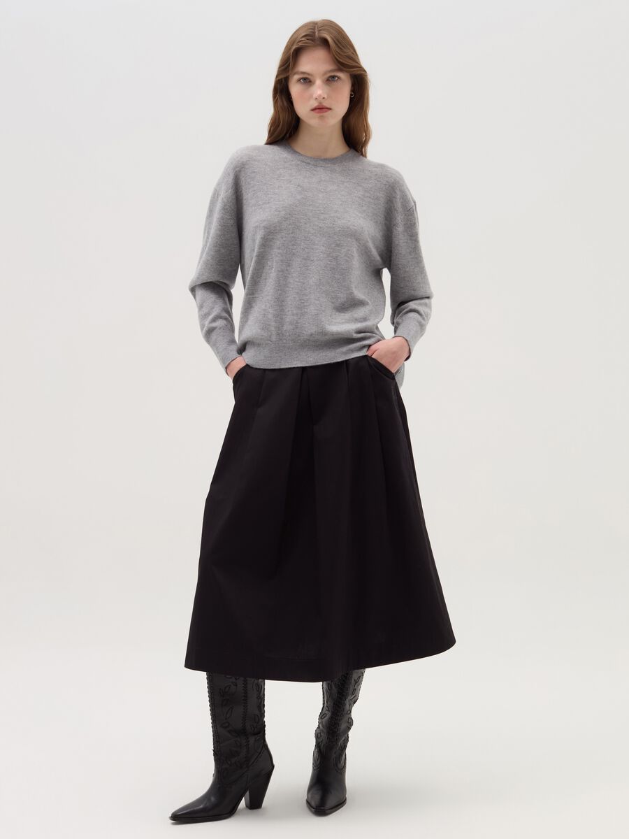 Wool pullover with round neck_0