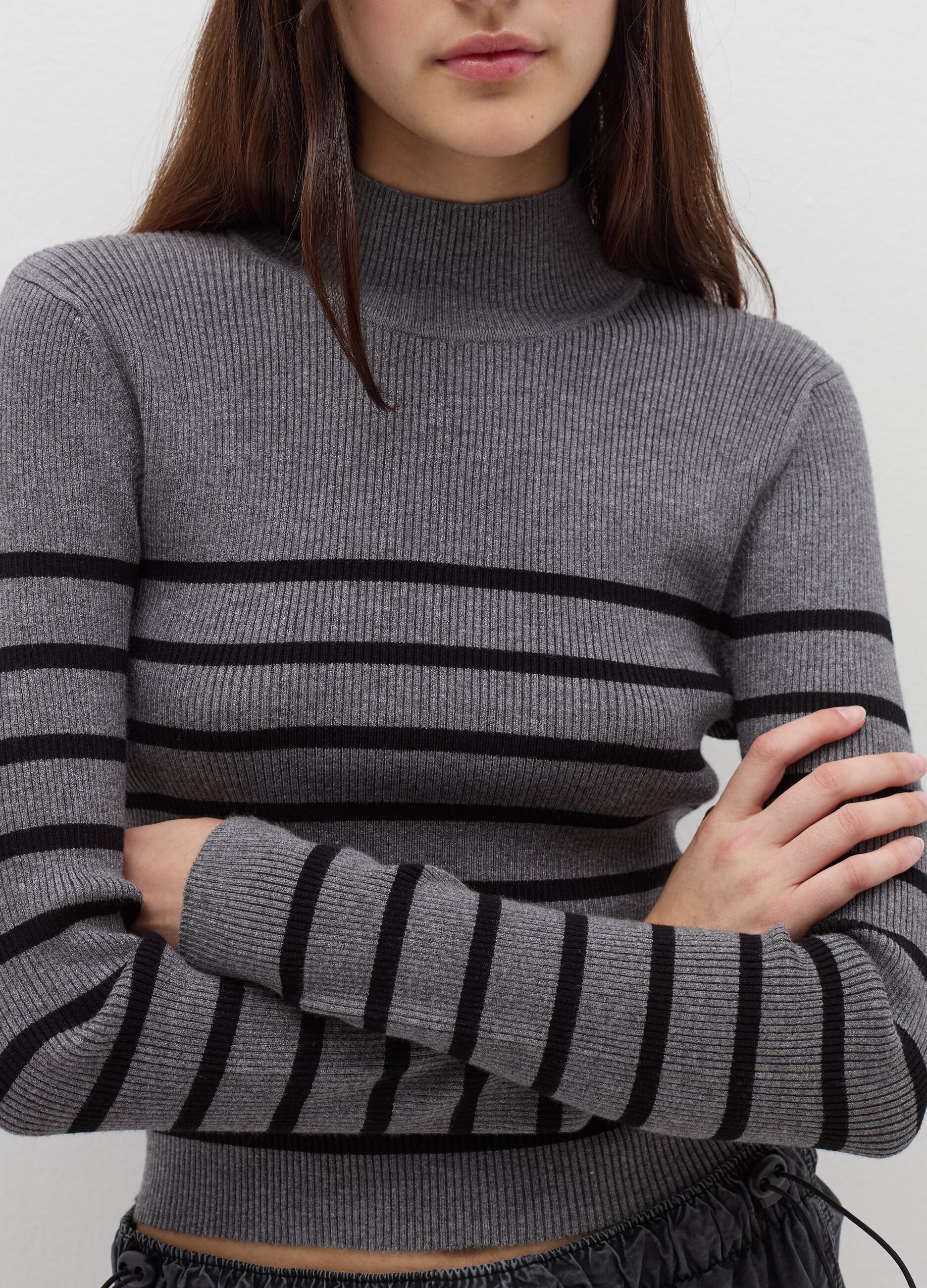 Pullover with striped mock neck