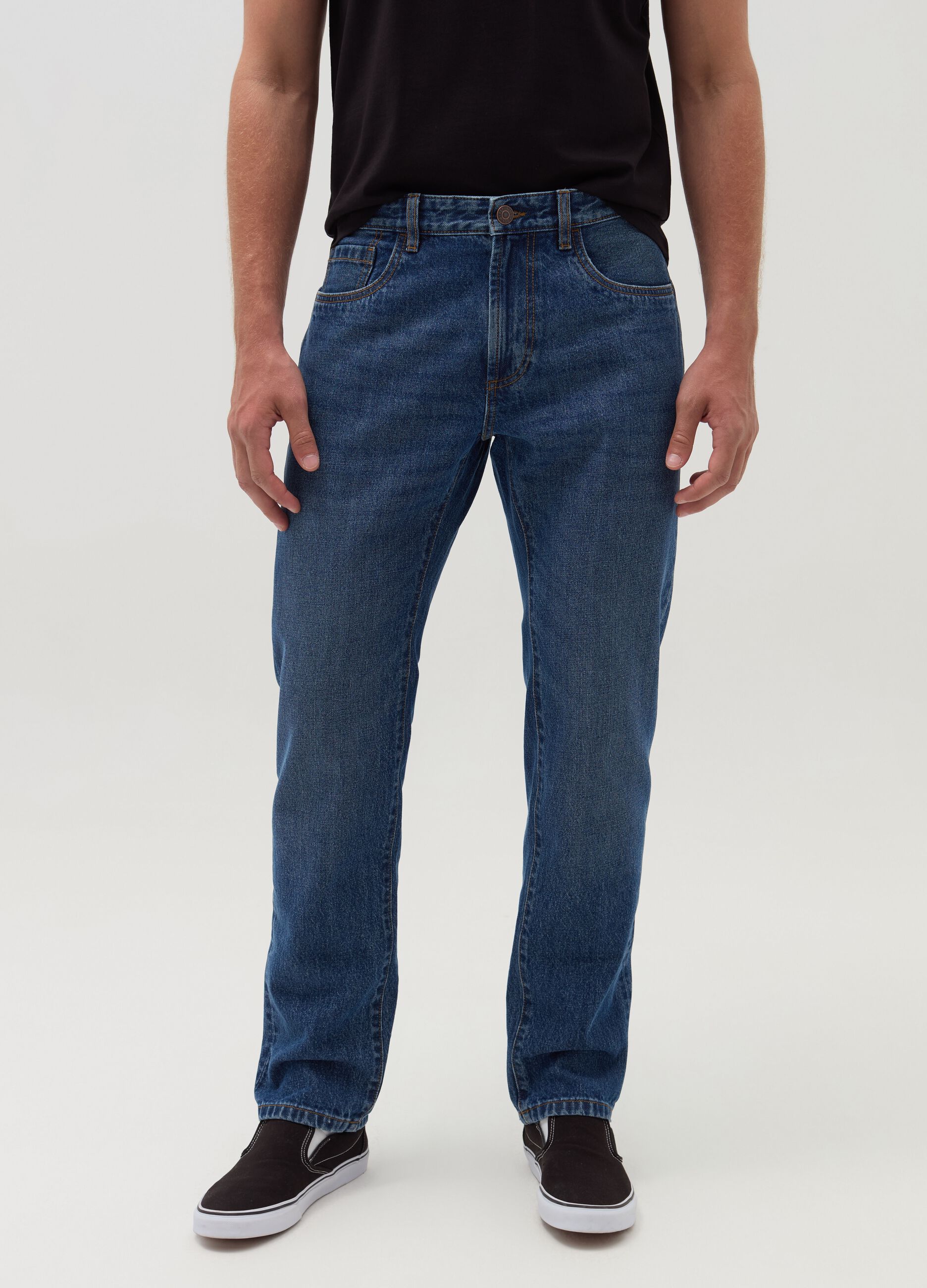 Jeans regular fit con scoloriture