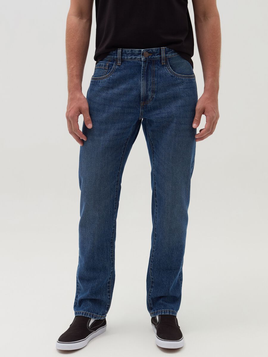 Regular fit jeans with discolouring_1