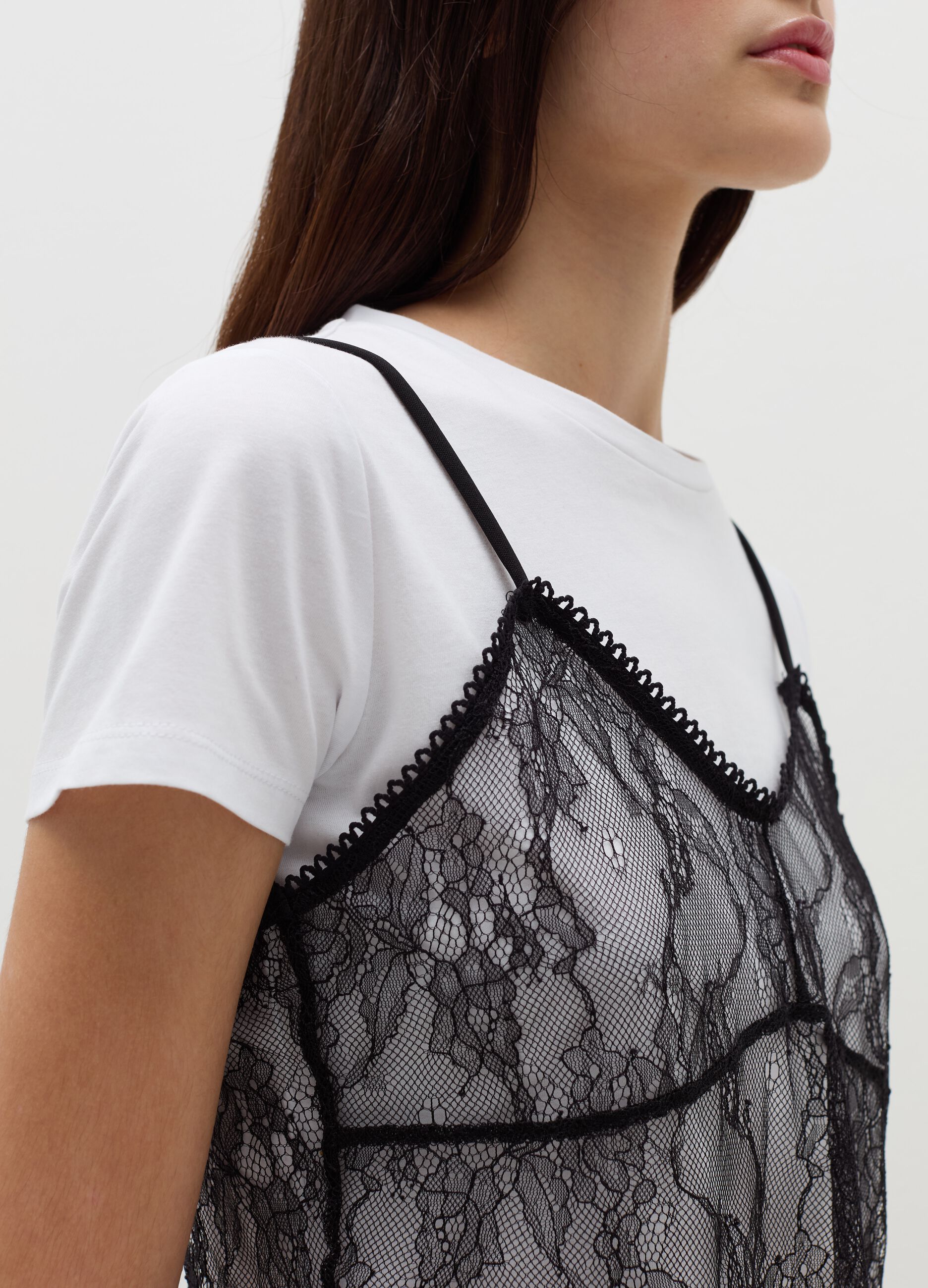 T-shirt with lace top