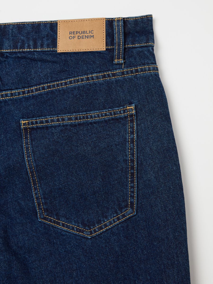 Regular-fit jeans with five pockets_5