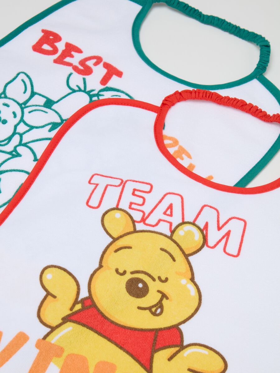 Three-pack Winnie the Pooh bibs with PEVA backing_2