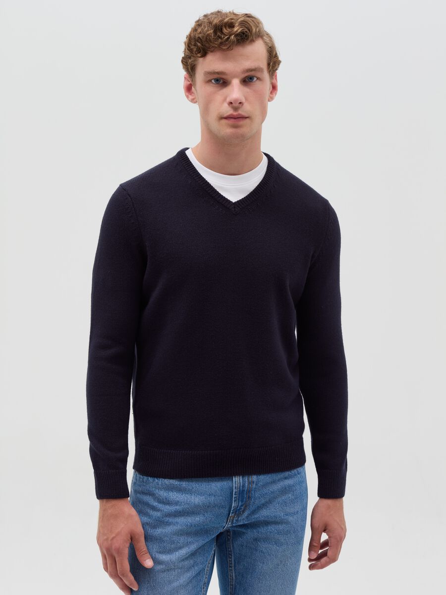 V-neck pullover_1