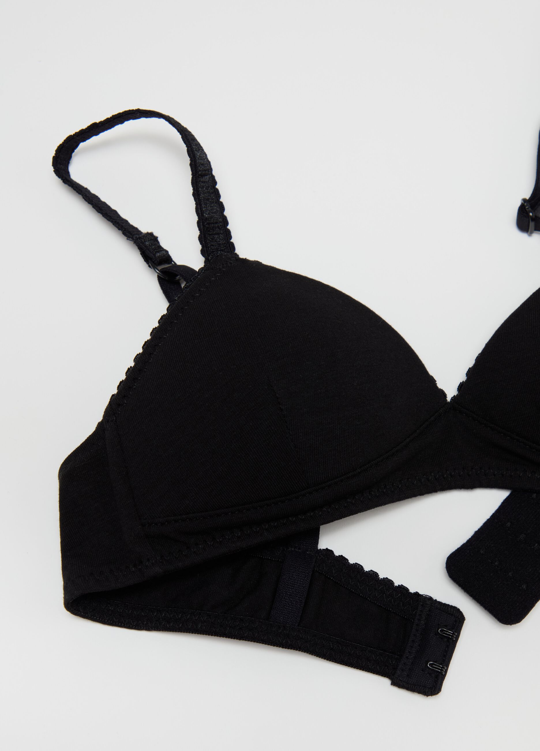 Reggiseno a triangolo semi imbottito con profili ondulati