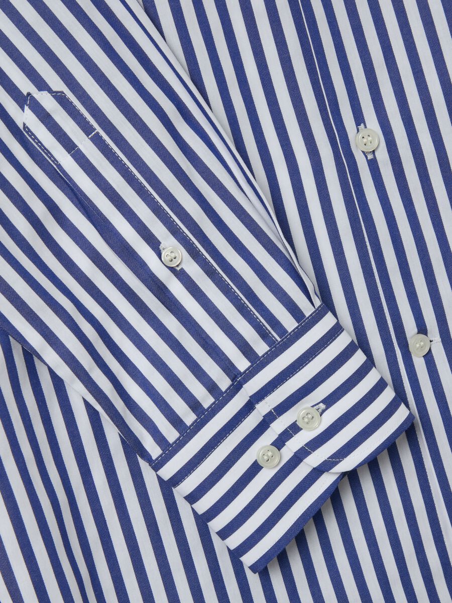 Slim-fit easy-iron shirt with stripes_5