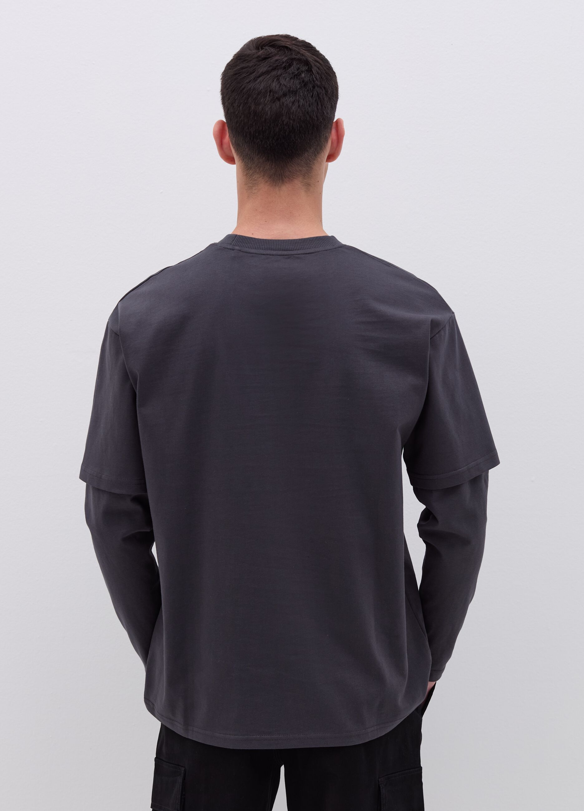 Double-sided T-shirt with layered sleeves