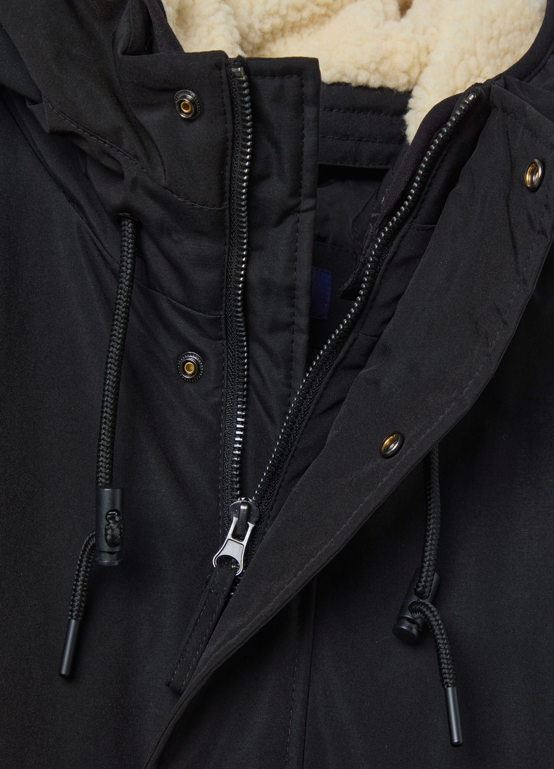 Parka with hood with sherpa lining