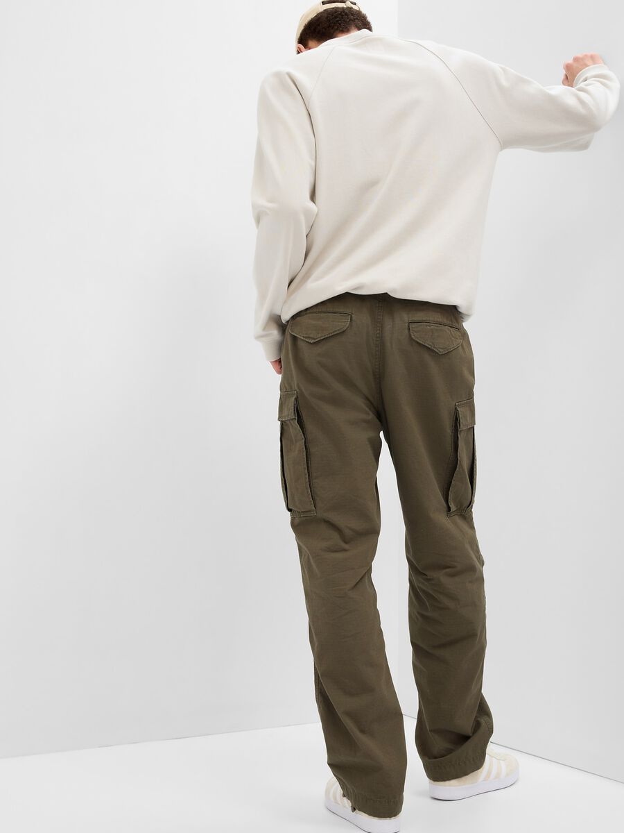 Cargo trousers in cotton ripstop._2