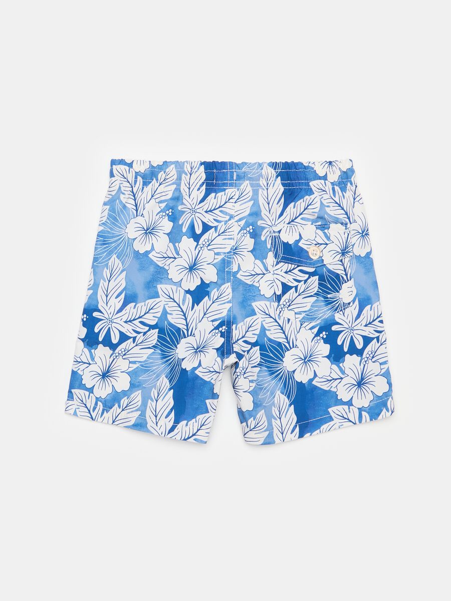 Swimming trunks with drawstring and tropical print_3