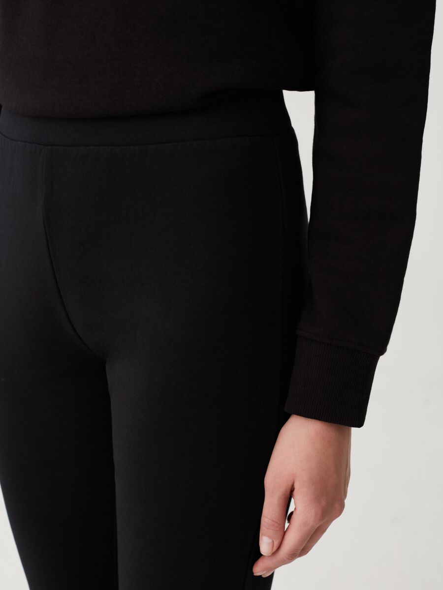 Flare-fit joggers in fleece_3