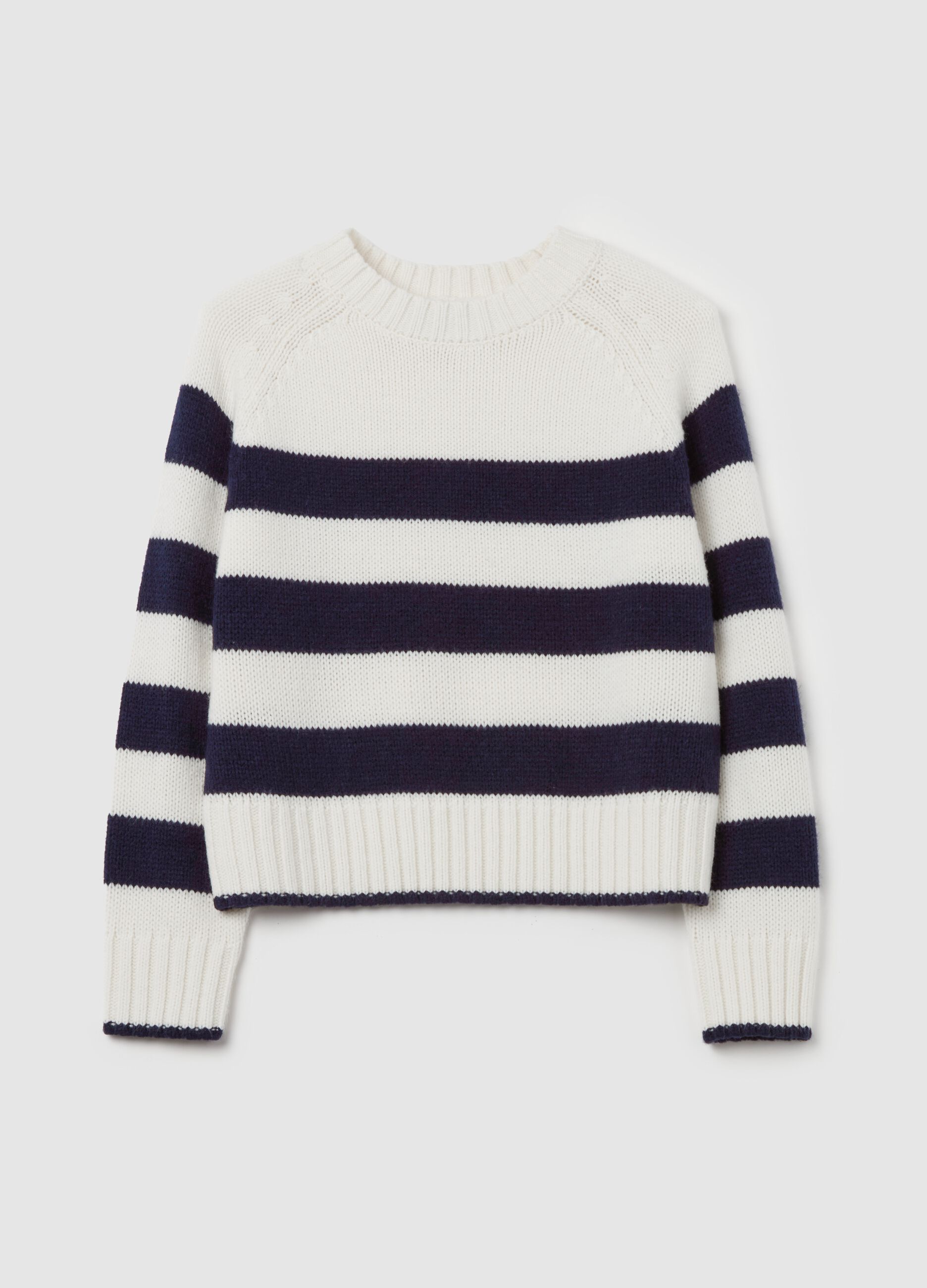 Striped pullover with raglan sleeves