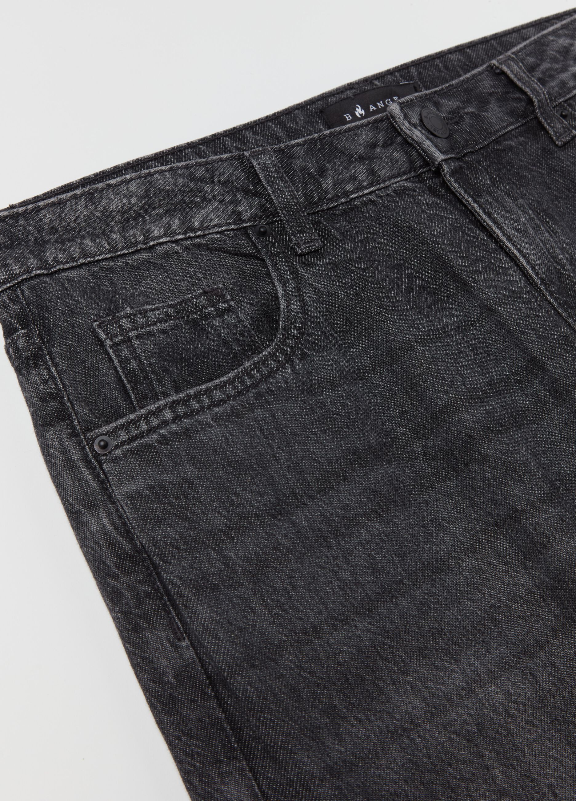 Baggy-fit jeans with five pockets