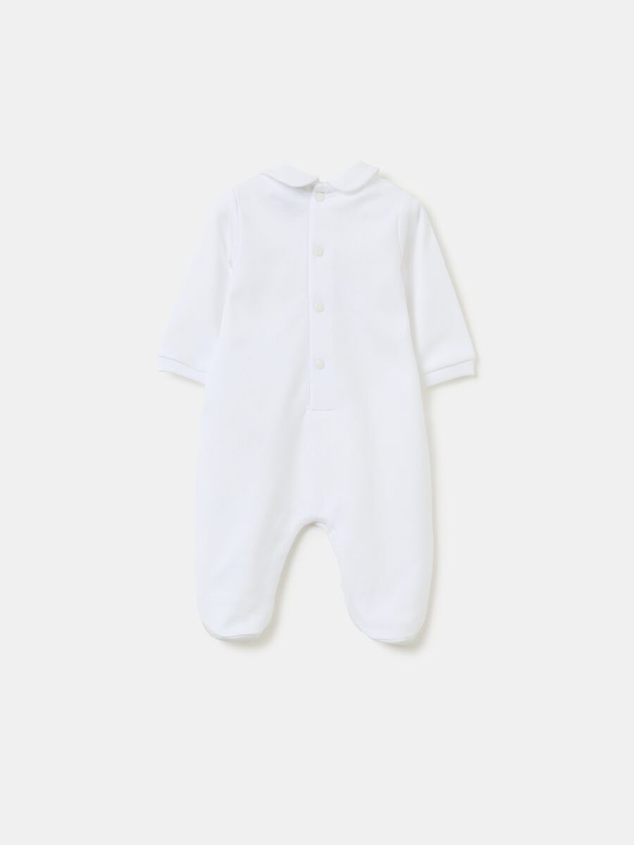 Organic cotton onesie with feet and application_1