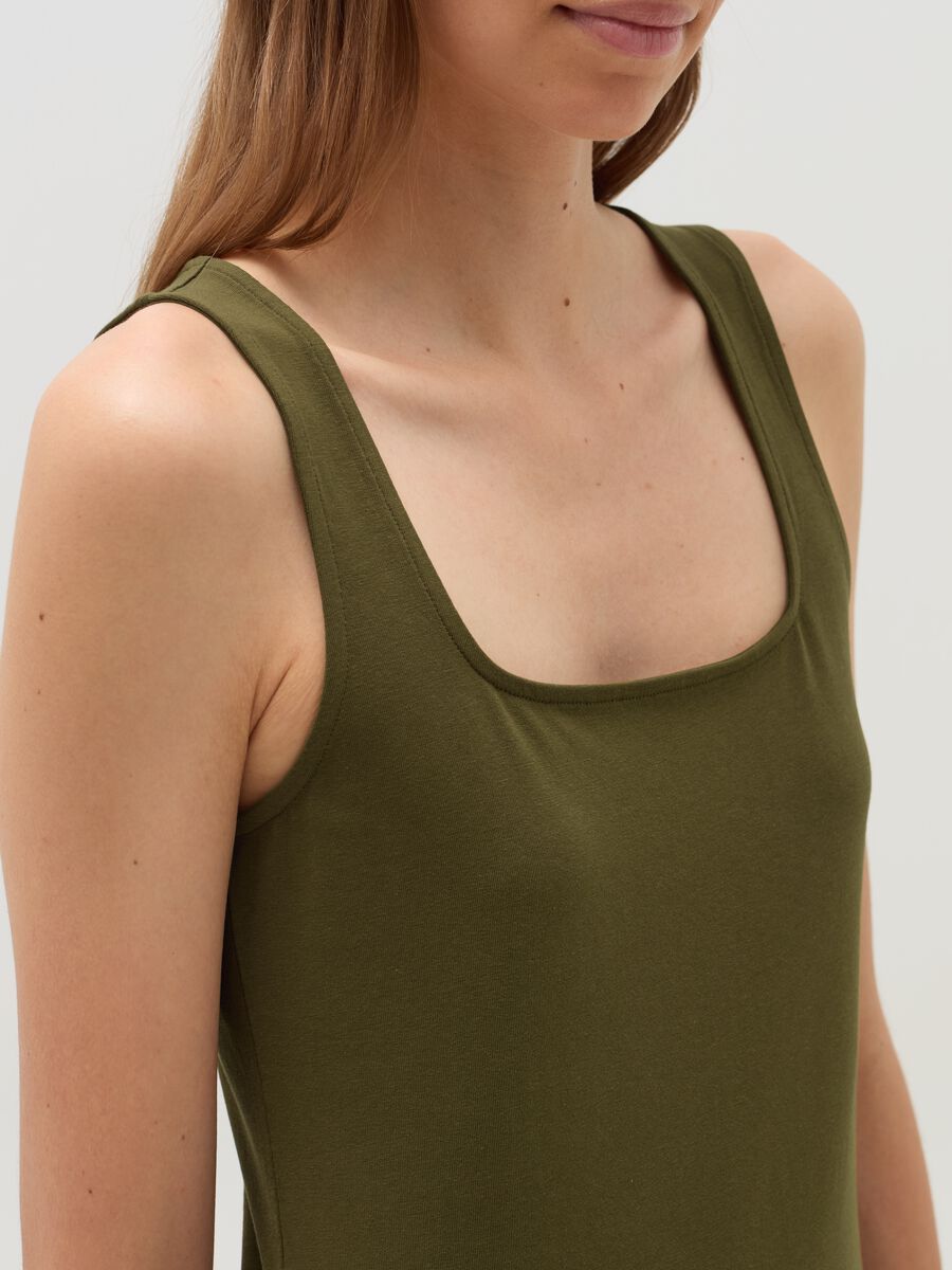 Tank top with square neck_3