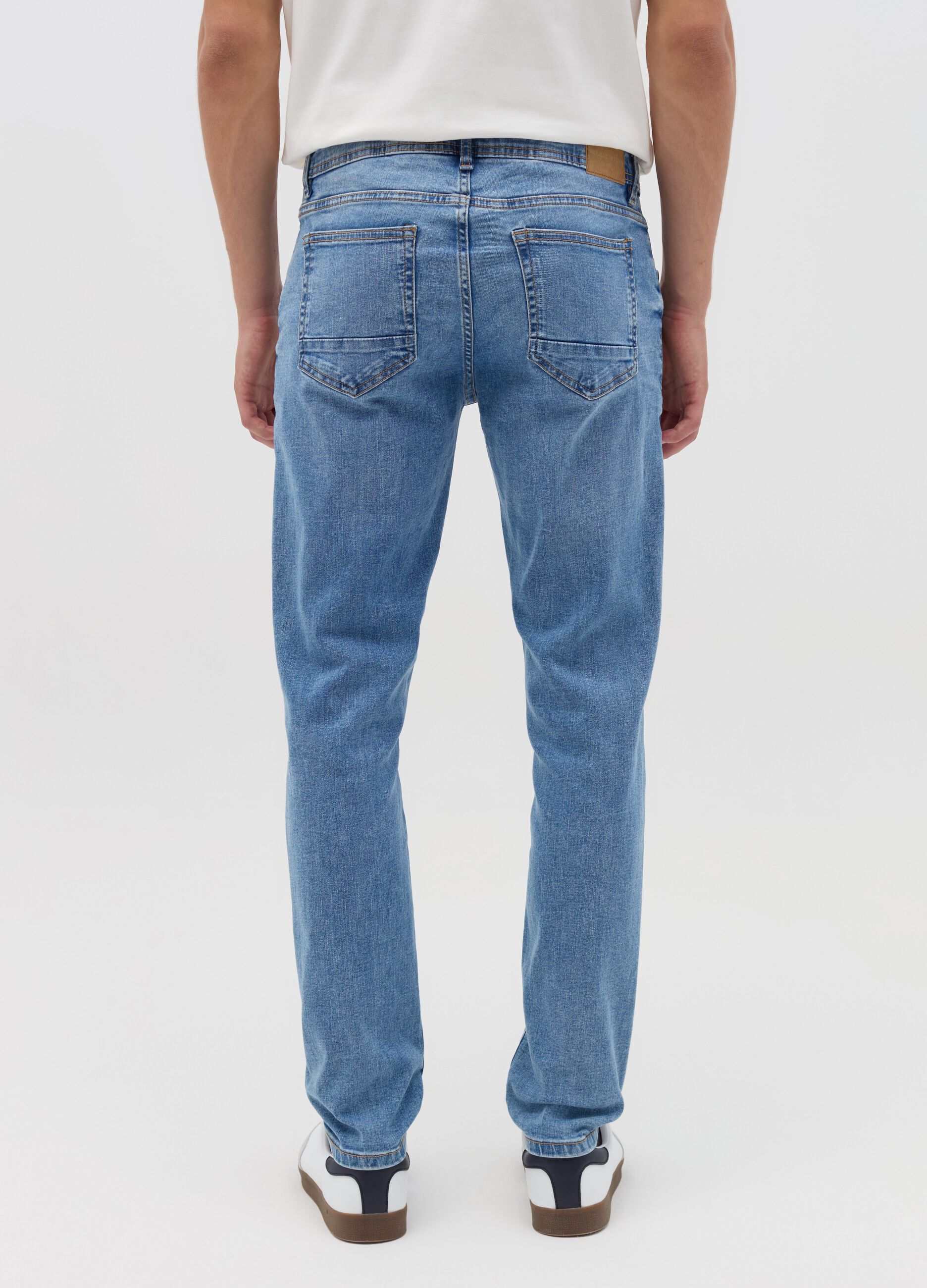 Skinny-fit jeans with fading