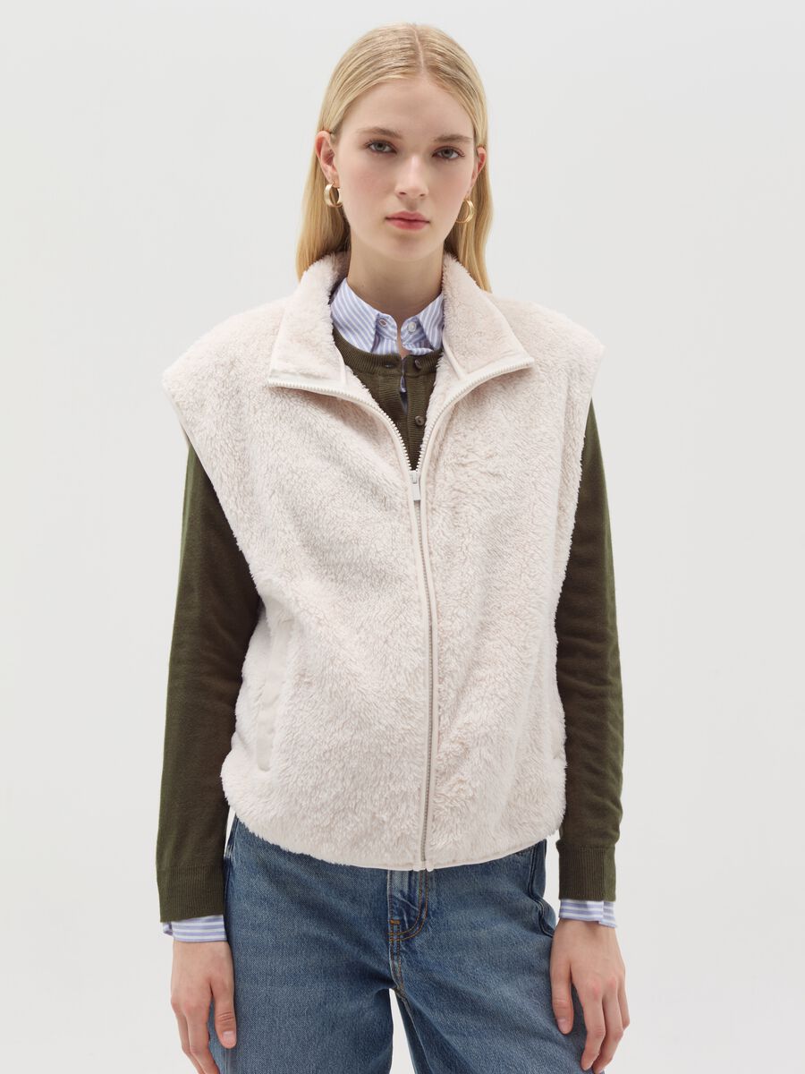 Essential full-zip gilet_1