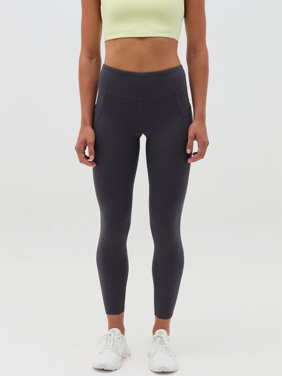 AI•KI leggings with contrasting details_1