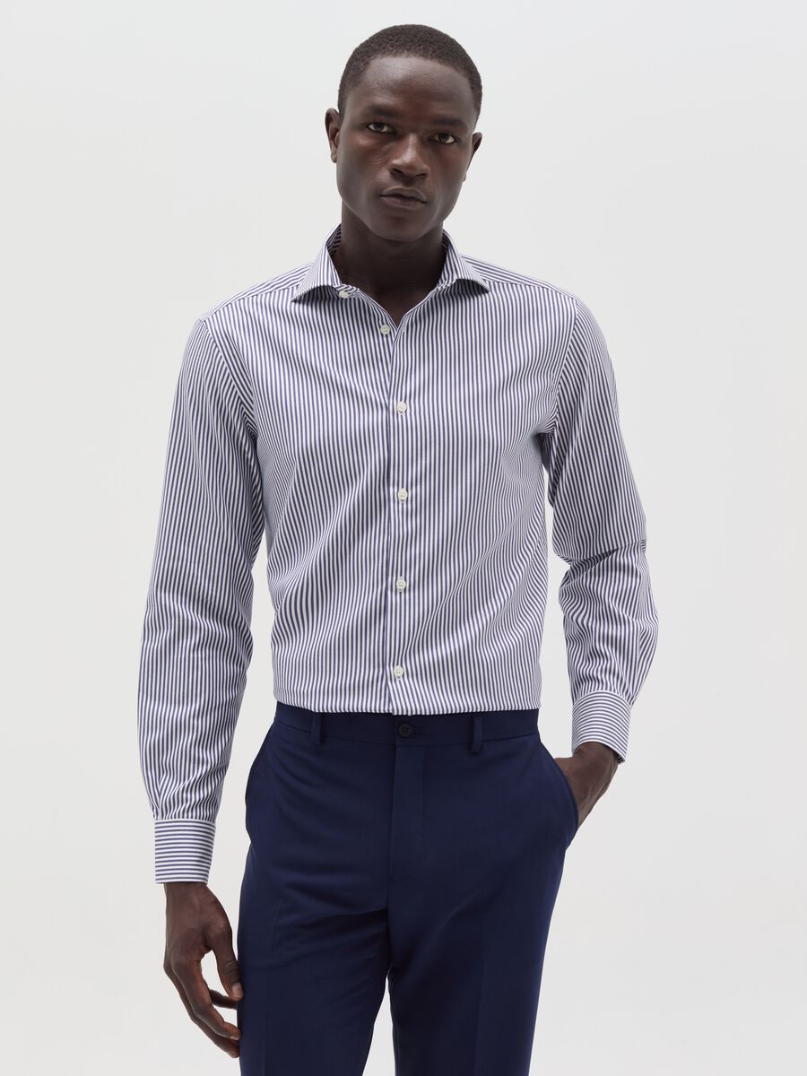 Slim-fit shirt with double-twist stripes_0