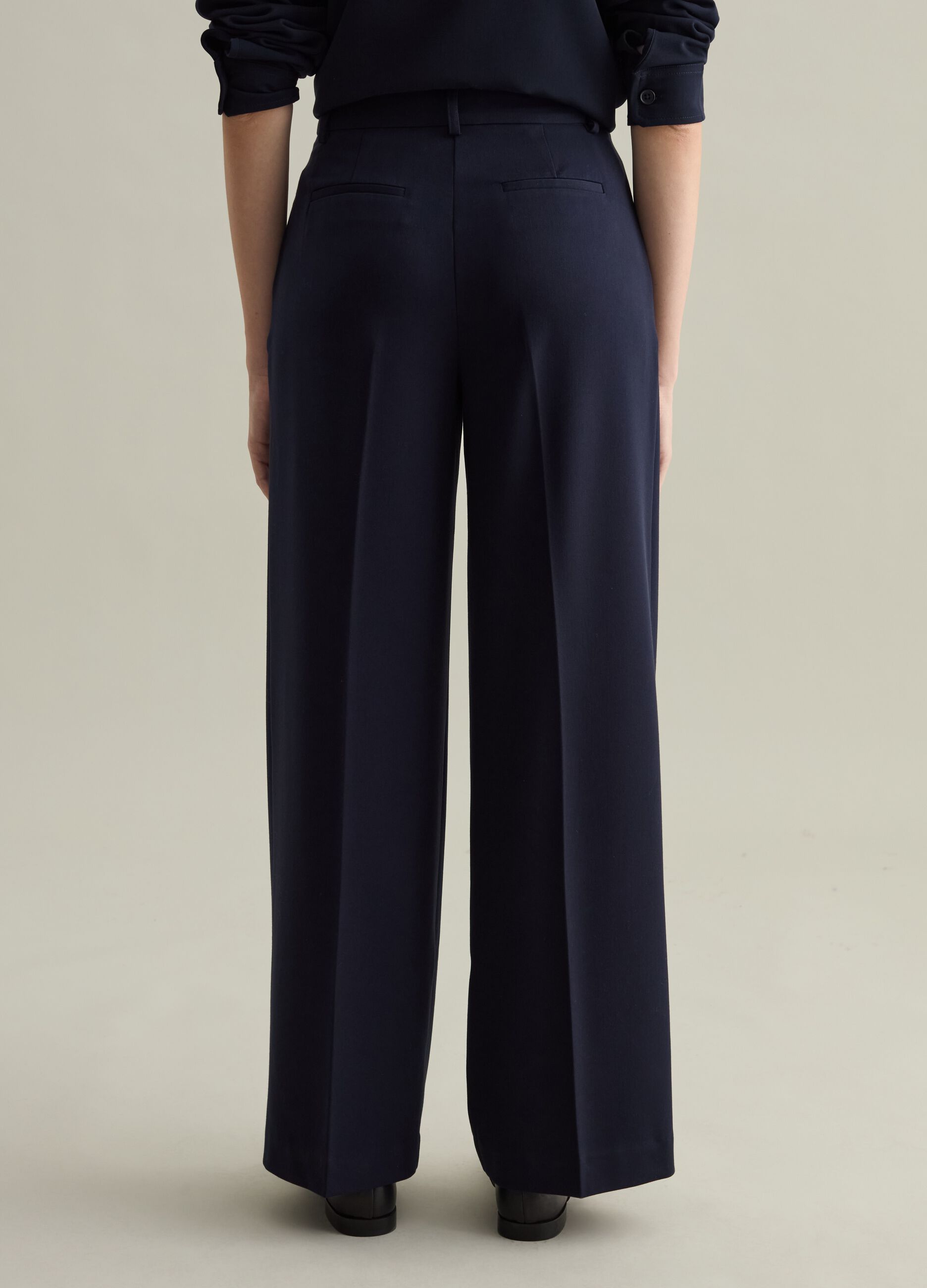 Contemporary wide-leg trousers