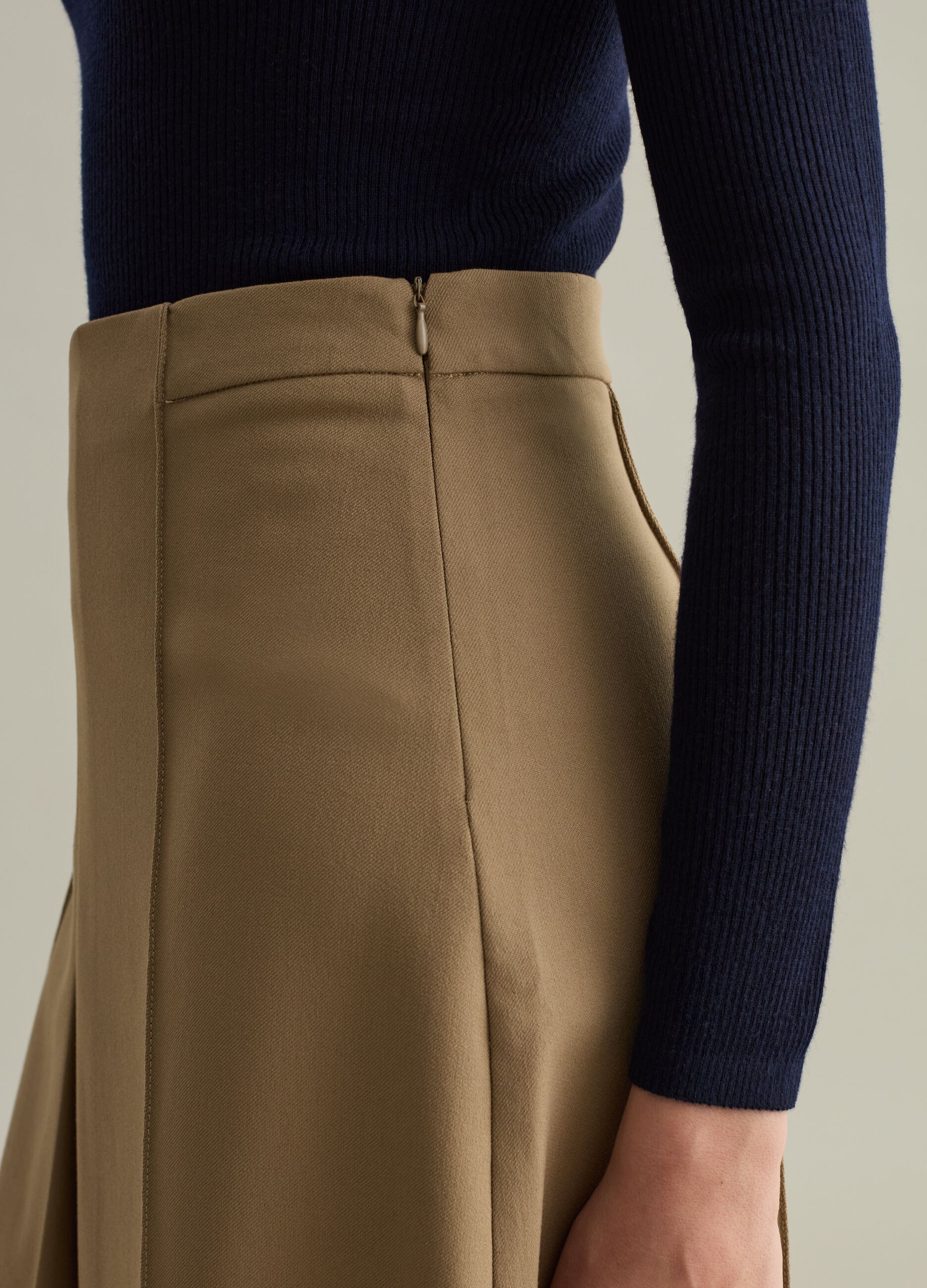 Contemporary pleated miniskirt