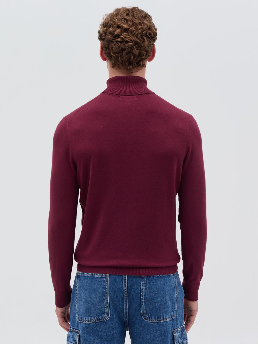 Pullover with high neck_2