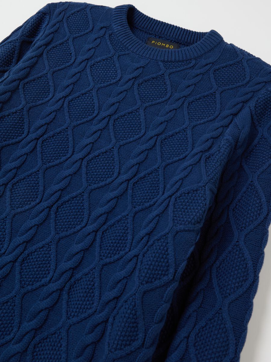 Cable-knit pullover with diamond motif_5