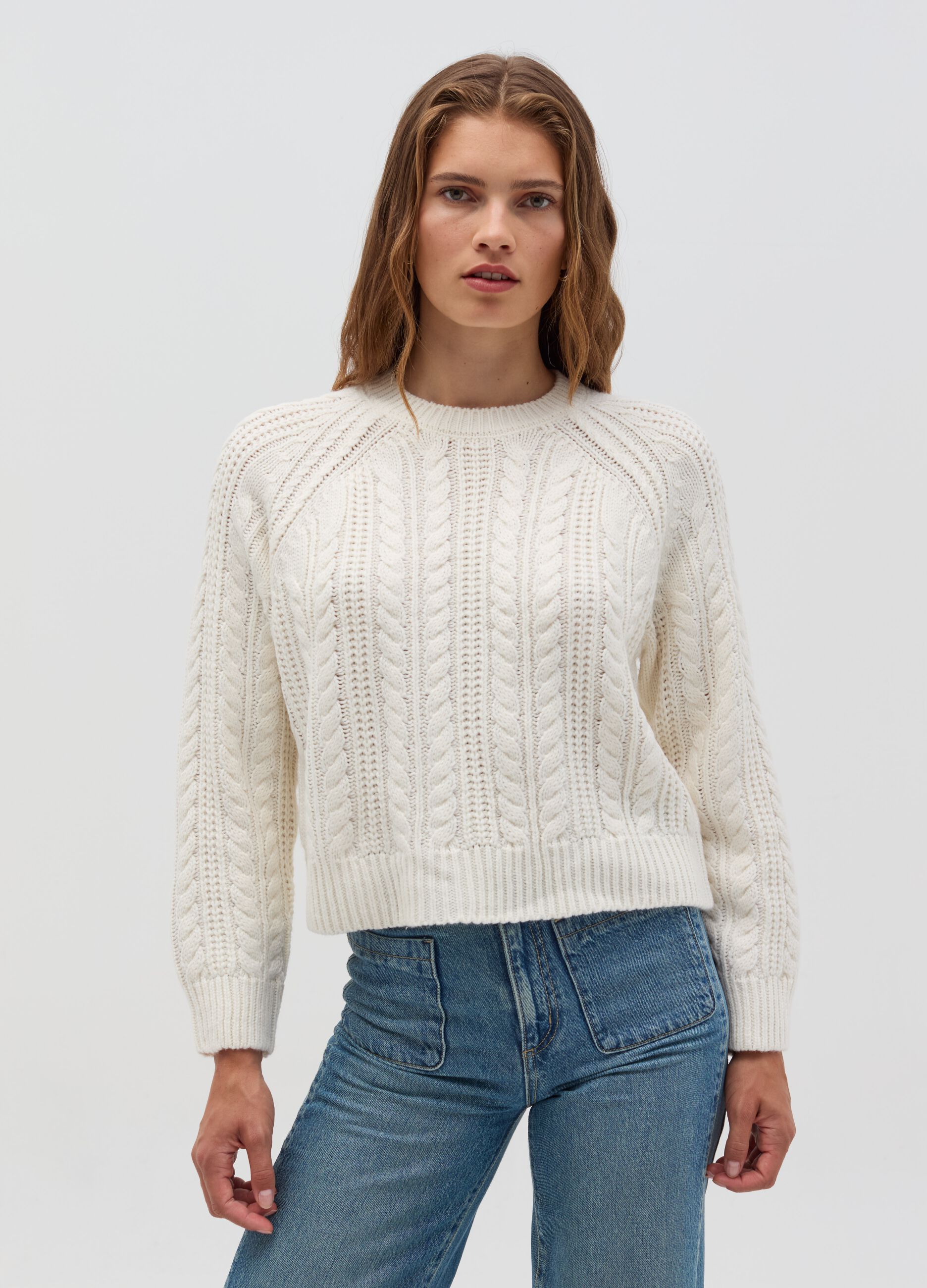 Pullover a trecce con maniche raglan