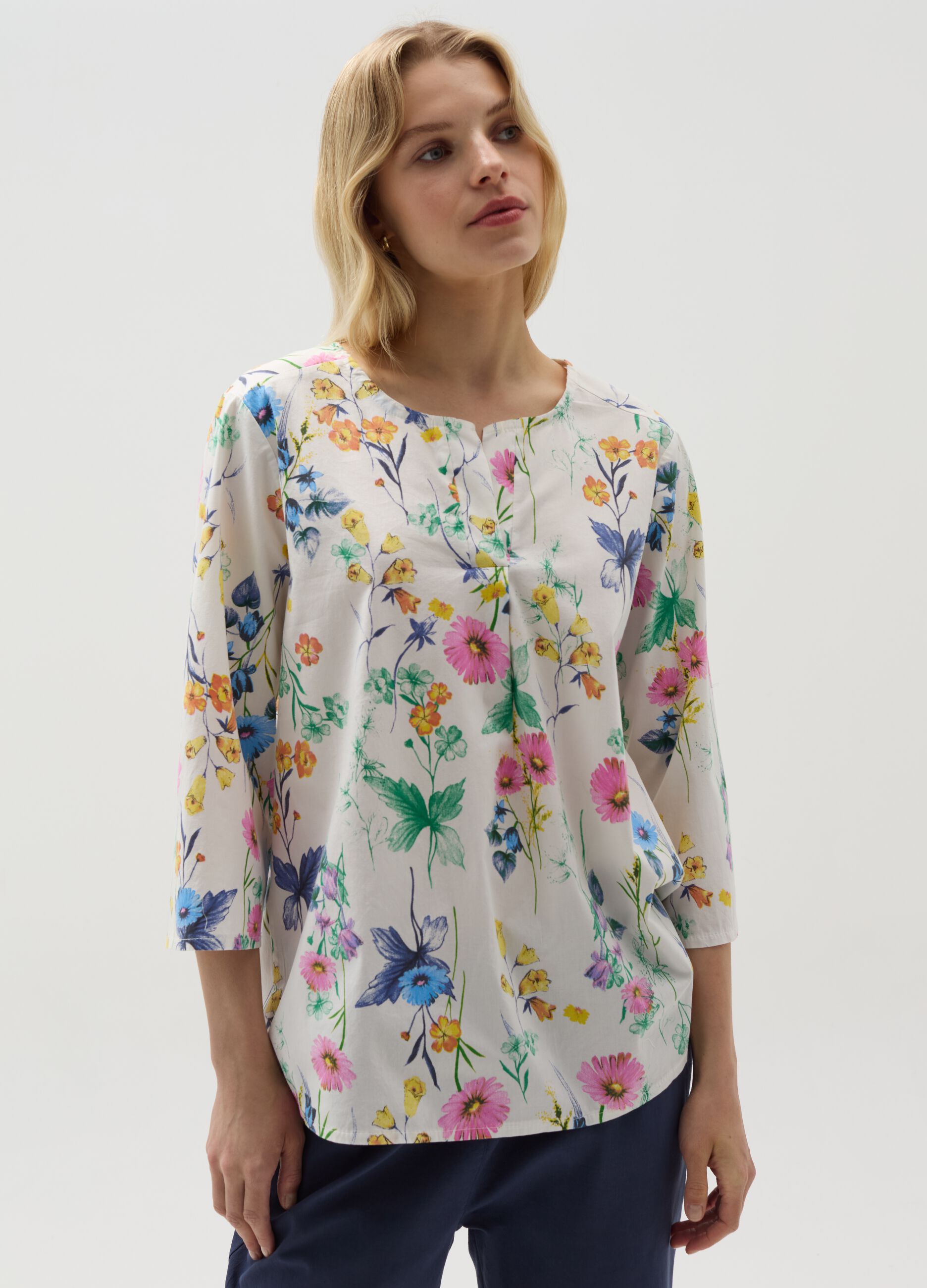 Floral blouse in stretch cotton