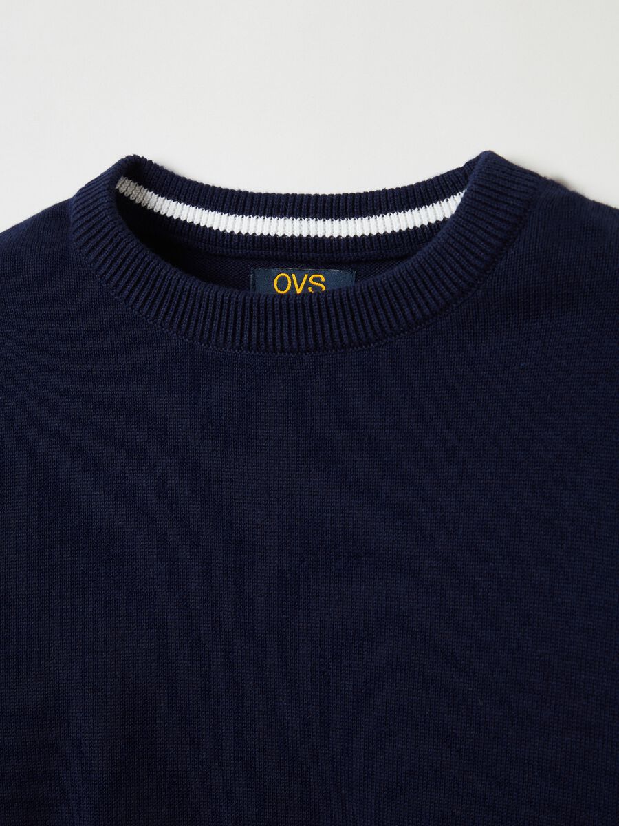 Cotton pullover with round neck_2