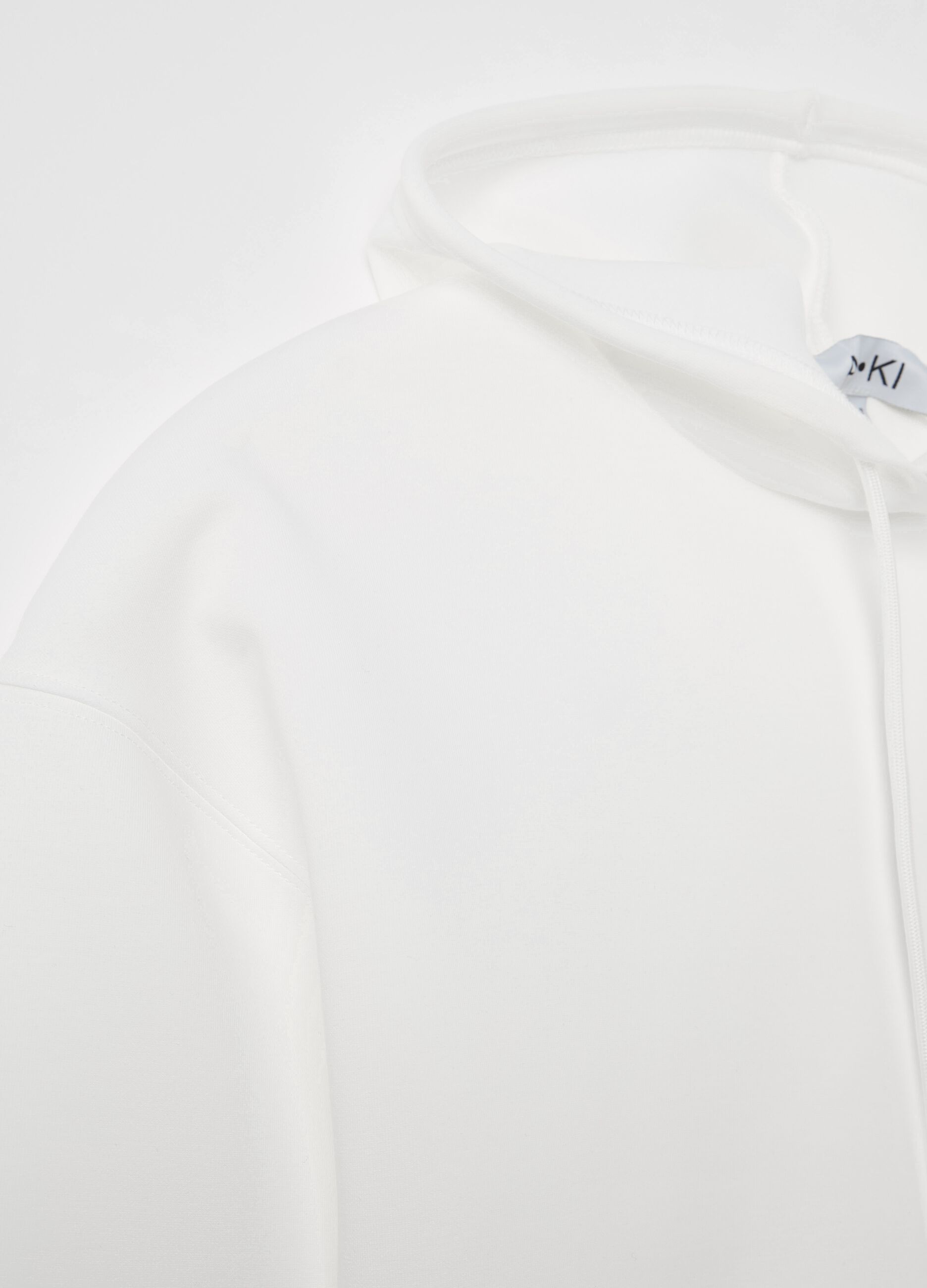 AI•KI crop sweatshirt with hood