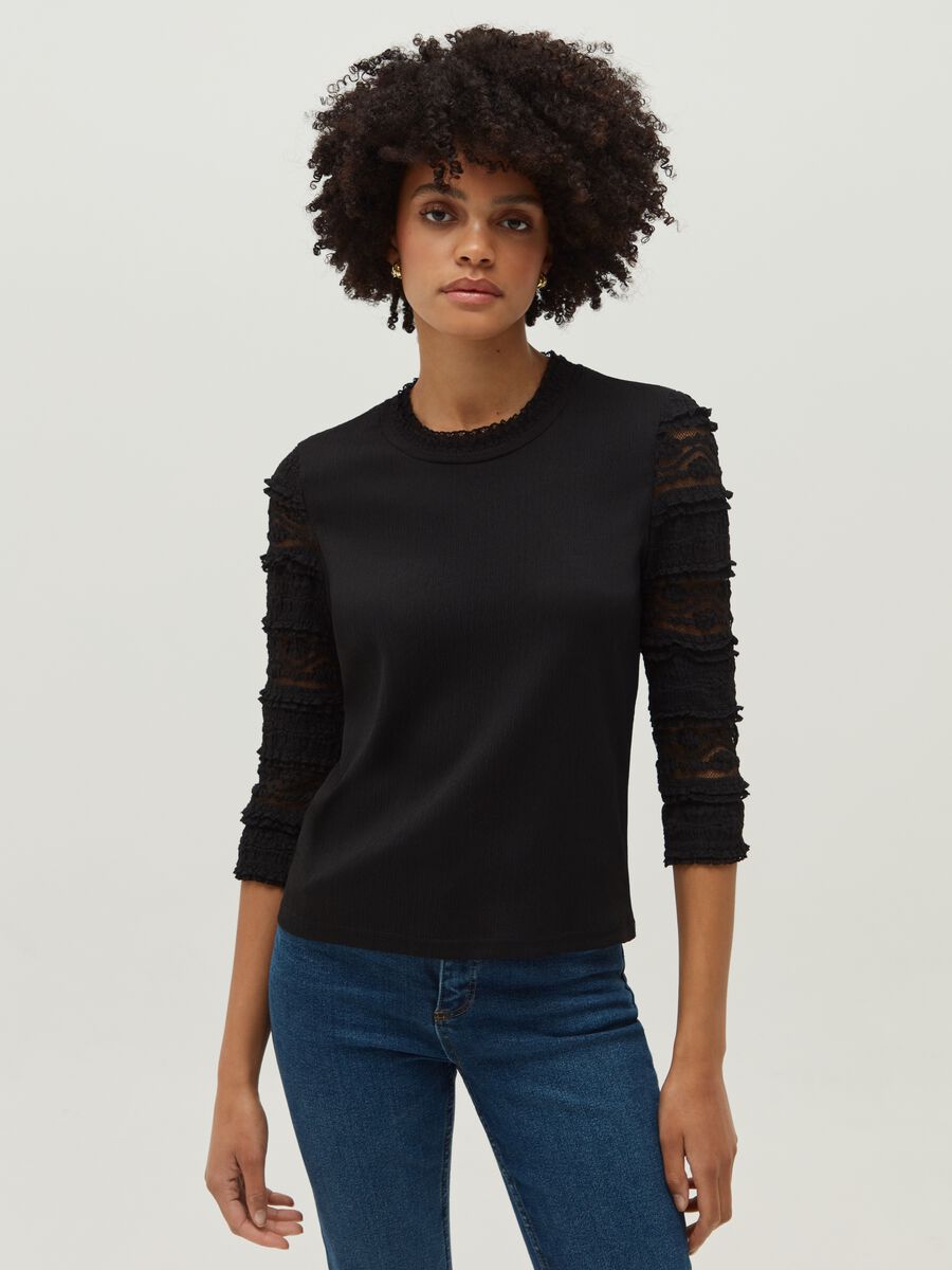 Crêpe T-shirt with lace sleeves_1