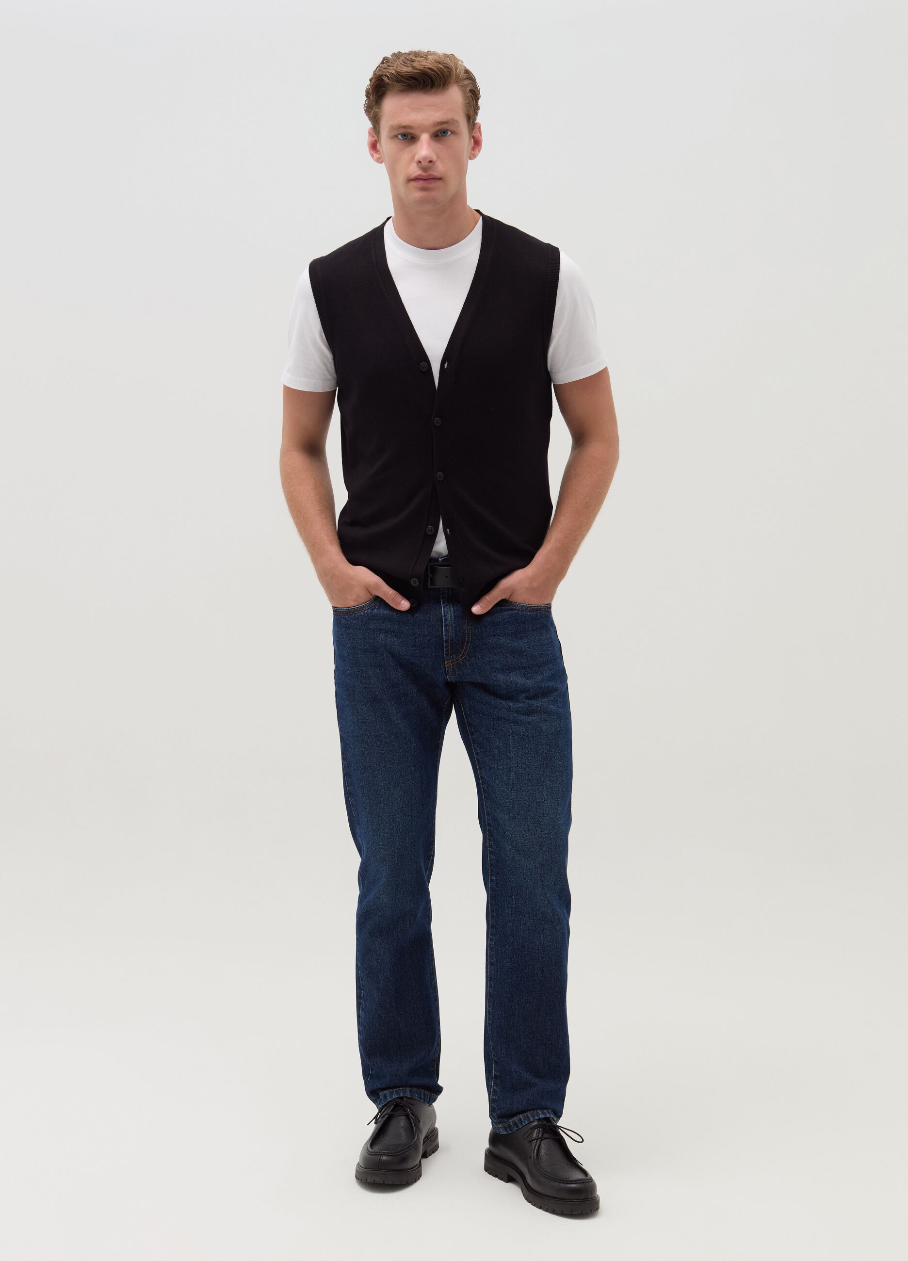 Gilet with V neck