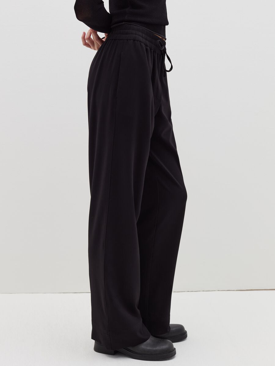 Relaxed-fit trousers with drawstring_4