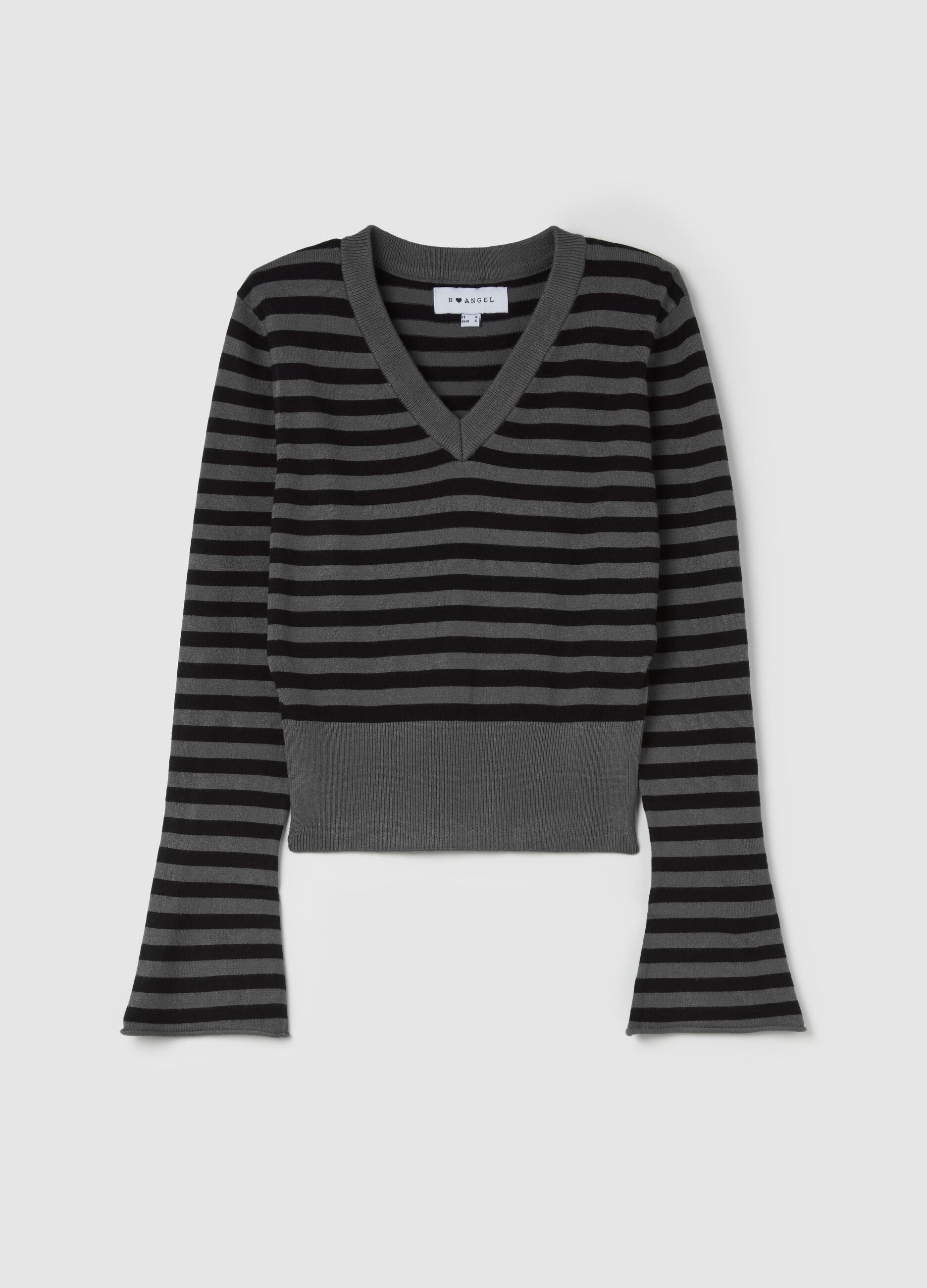 Crop pullover with V neck and stripes