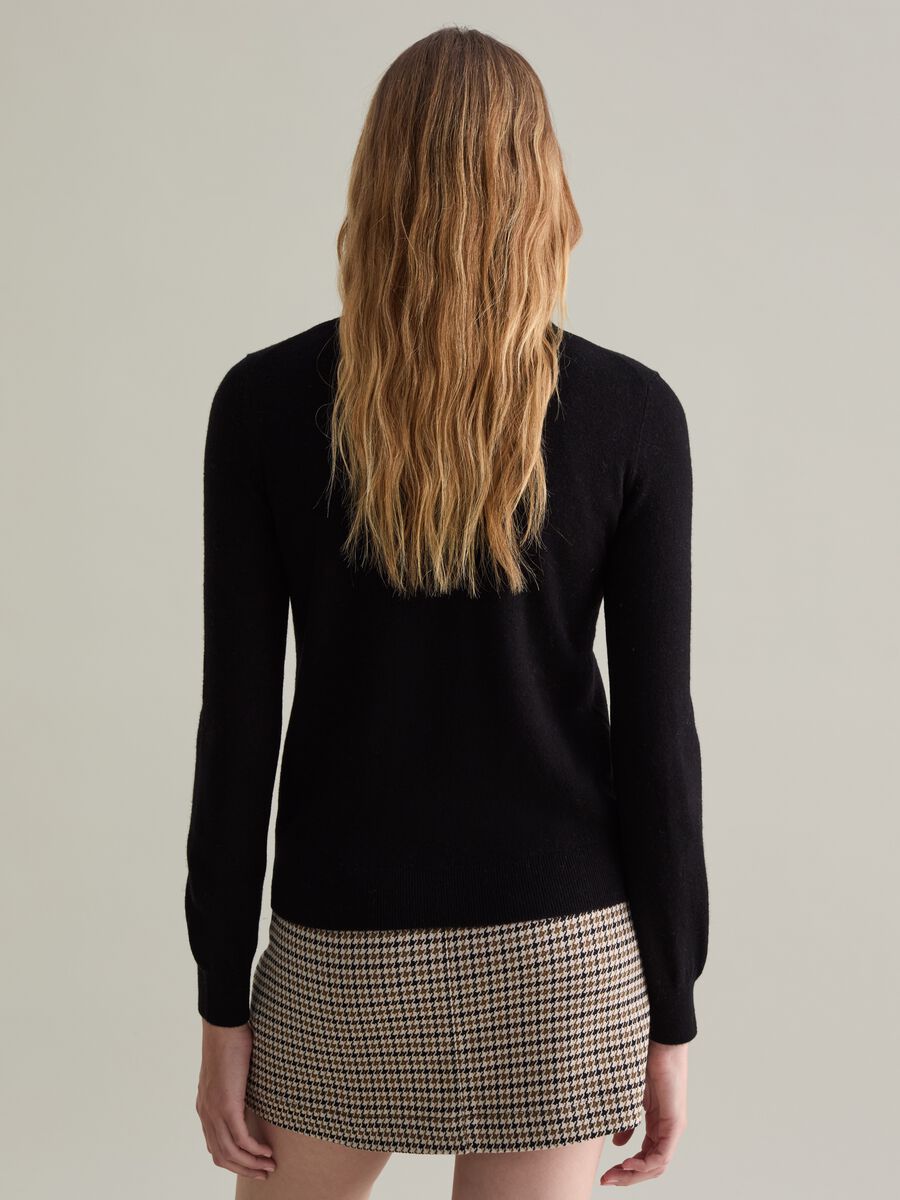 Wool pullover with round neck_2