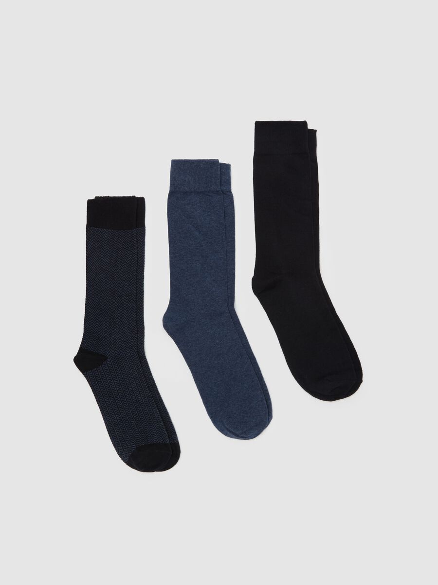 Three-pair pack short socks with geometric pattern_0