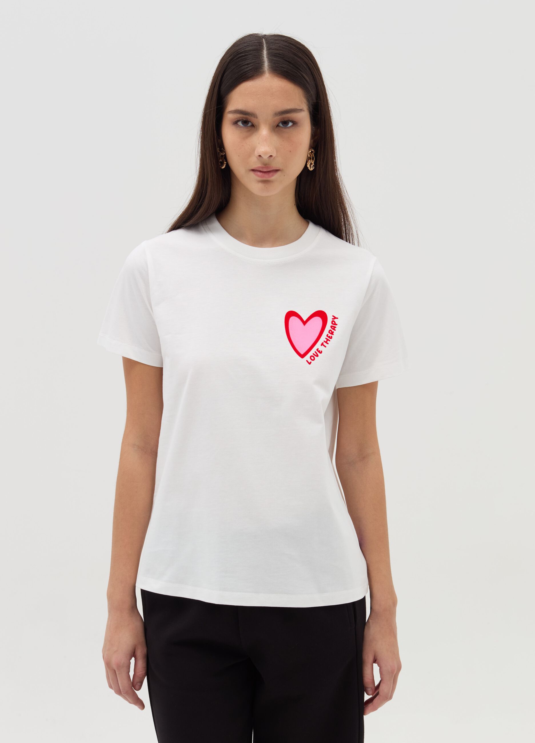 T-shirt con stampa cuore