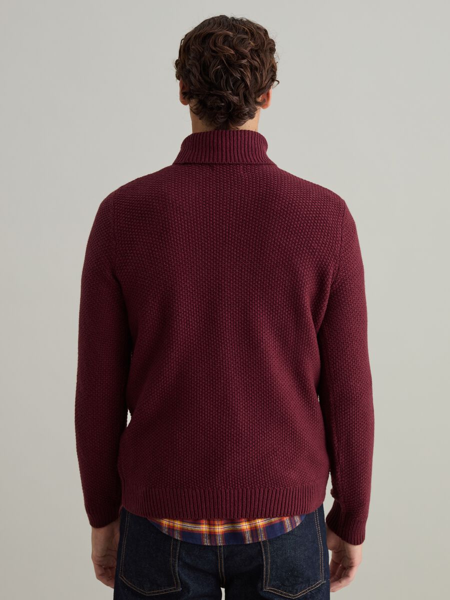 Knitted pullover with high neck_3