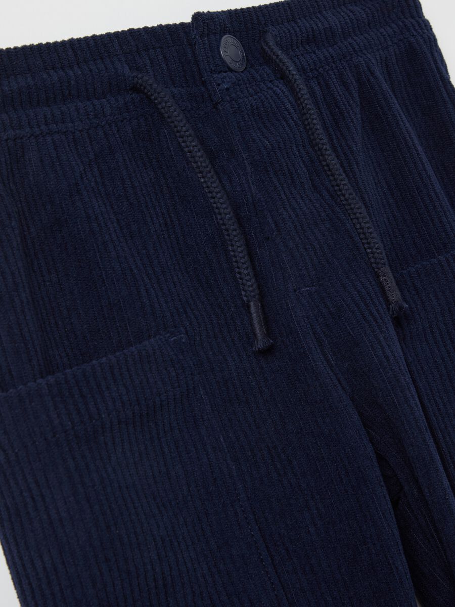 Corduroy trousers with pockets and drawstring_2