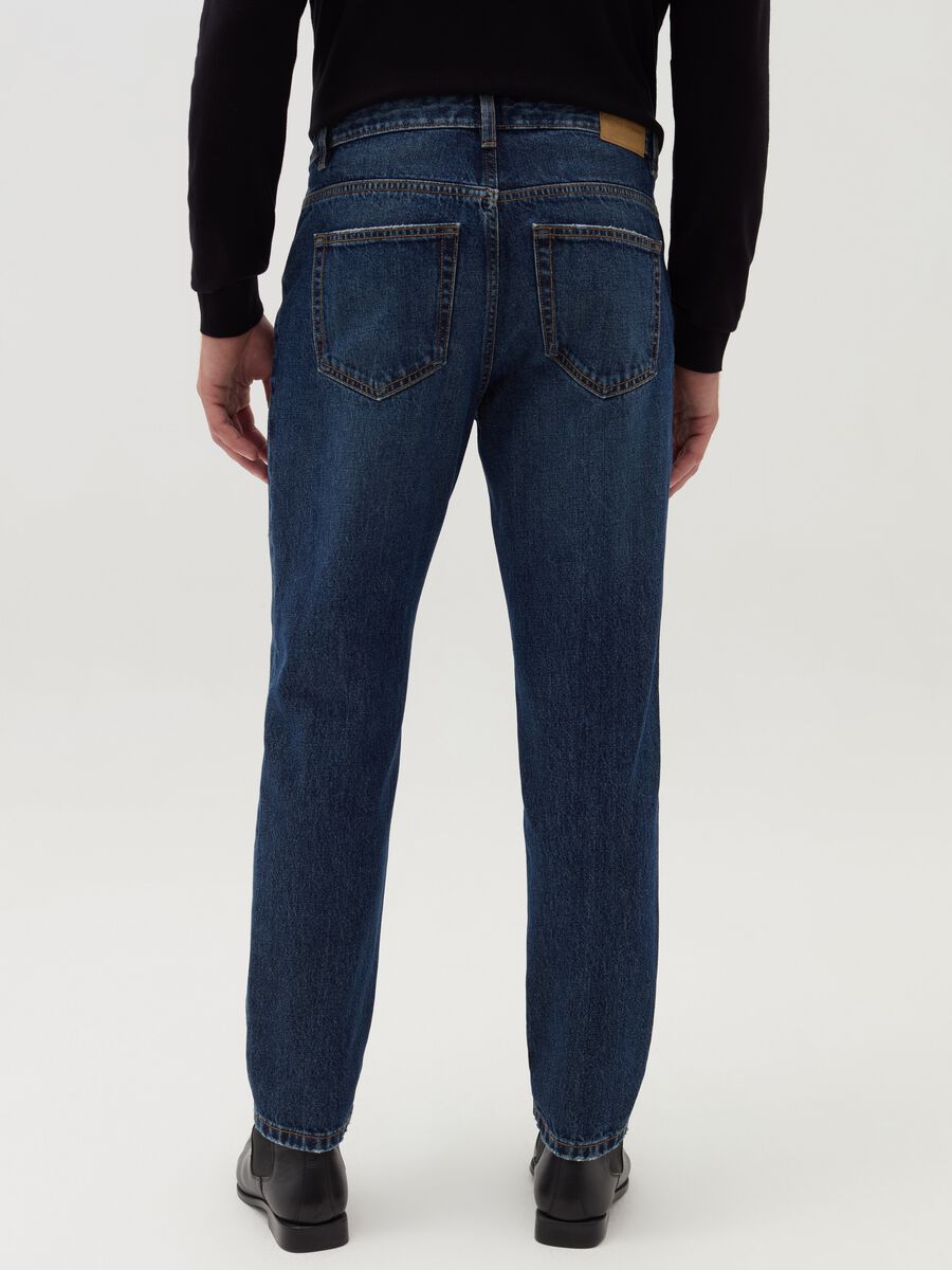 Relaxed-fit jeans with five pockets_2