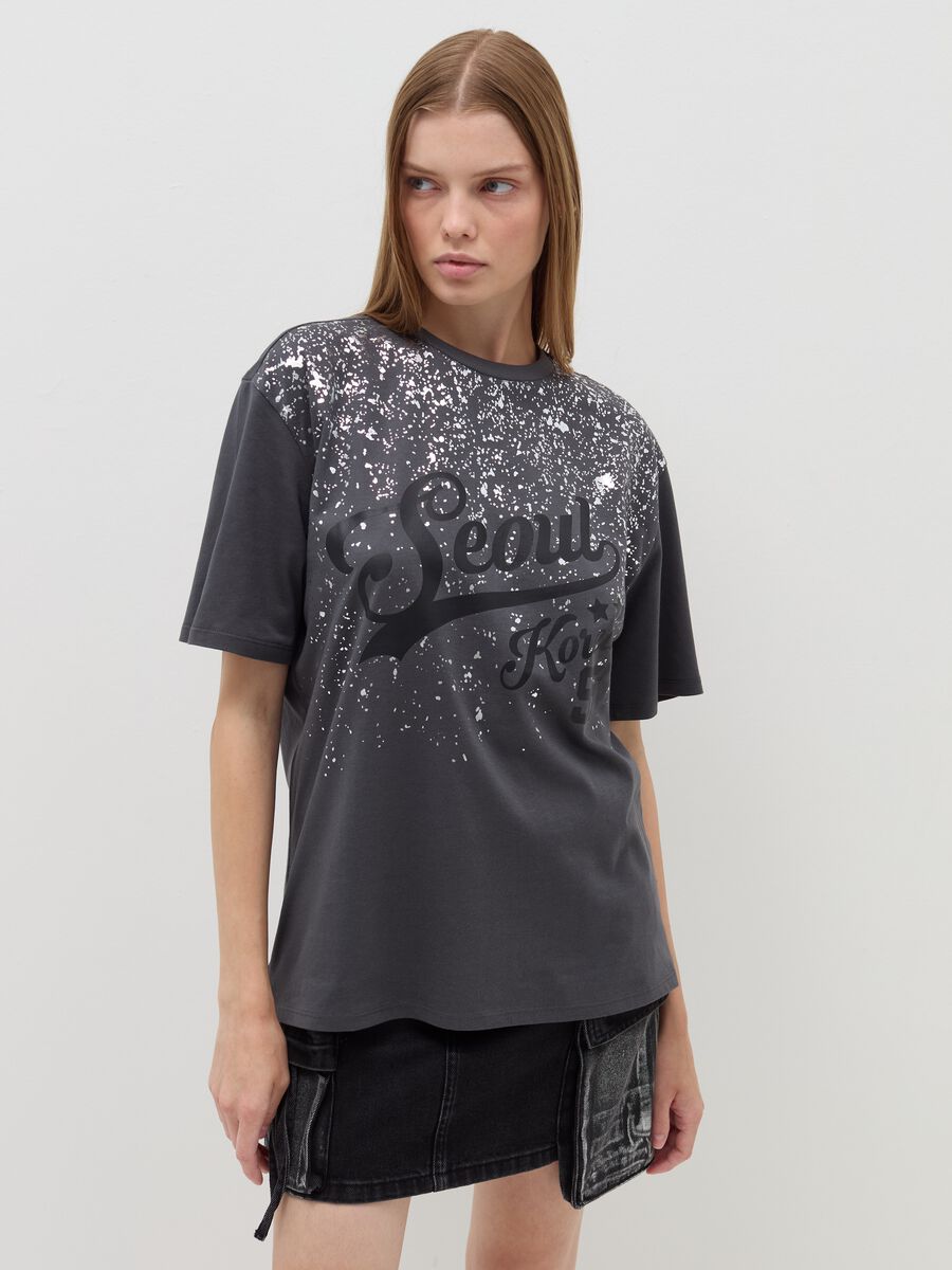 Relaxed-fit T-shirt with foil print_1