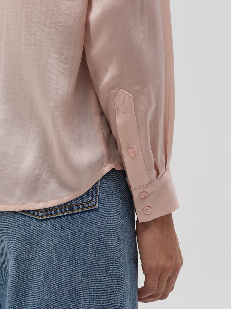 Solid colour satin shirt_3